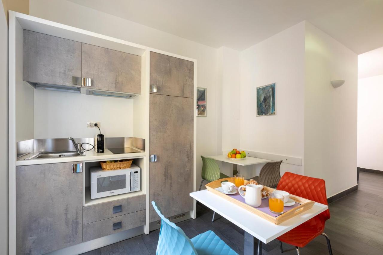 La Riviere Guesthouse Trastevere Рим Экстерьер фото