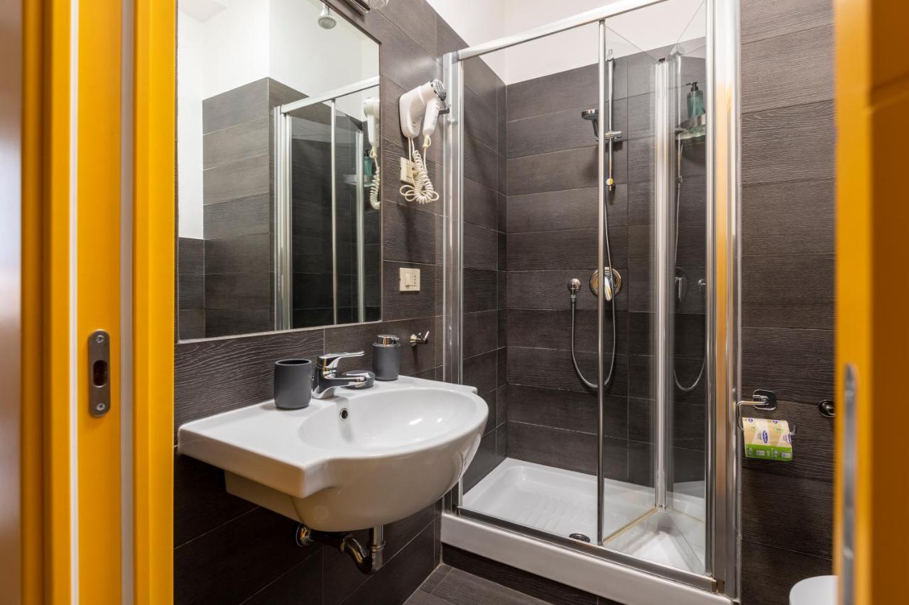 La Riviere Guesthouse Trastevere Рим Экстерьер фото
