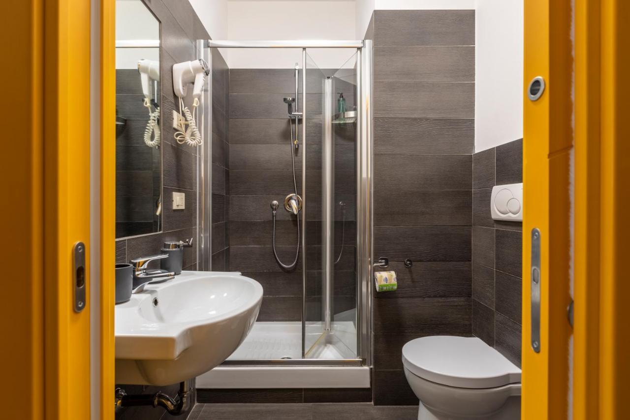 La Riviere Guesthouse Trastevere Рим Экстерьер фото